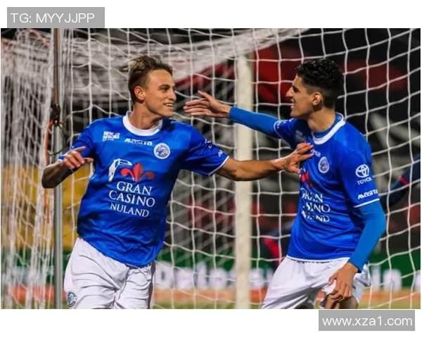 海伦芬主场迎战赫拉克勒斯争夺联赛宝贵积分的关键对决